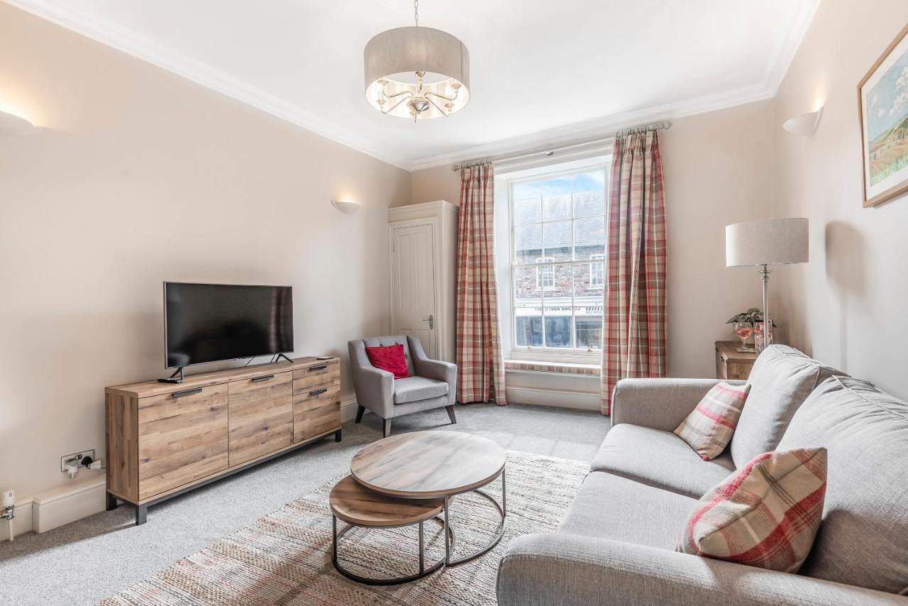 Great Gate House View, Micklegate Near Station *