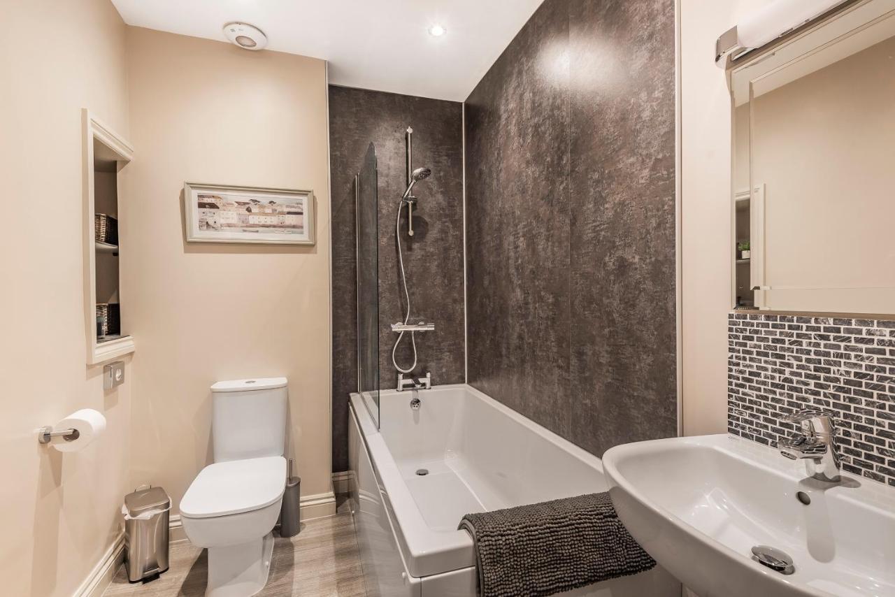 Great Gate House View, Micklegate Near Station York